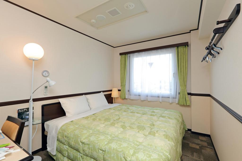 Toyoko Inn Tokyo Ikebukuro Kita-Guchi No.1 Екстериор снимка