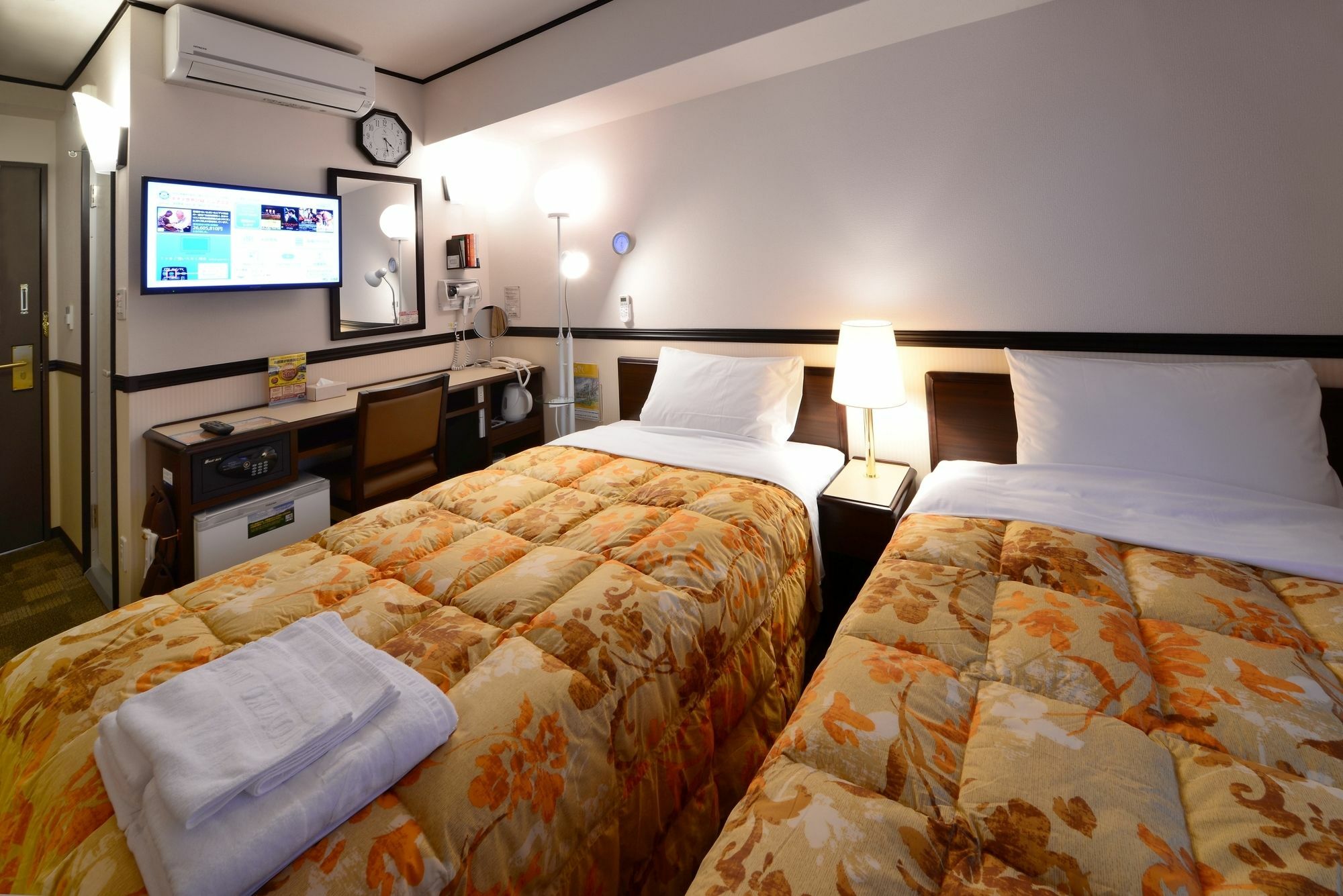 Toyoko Inn Tokyo Ikebukuro Kita-Guchi No.1 Екстериор снимка